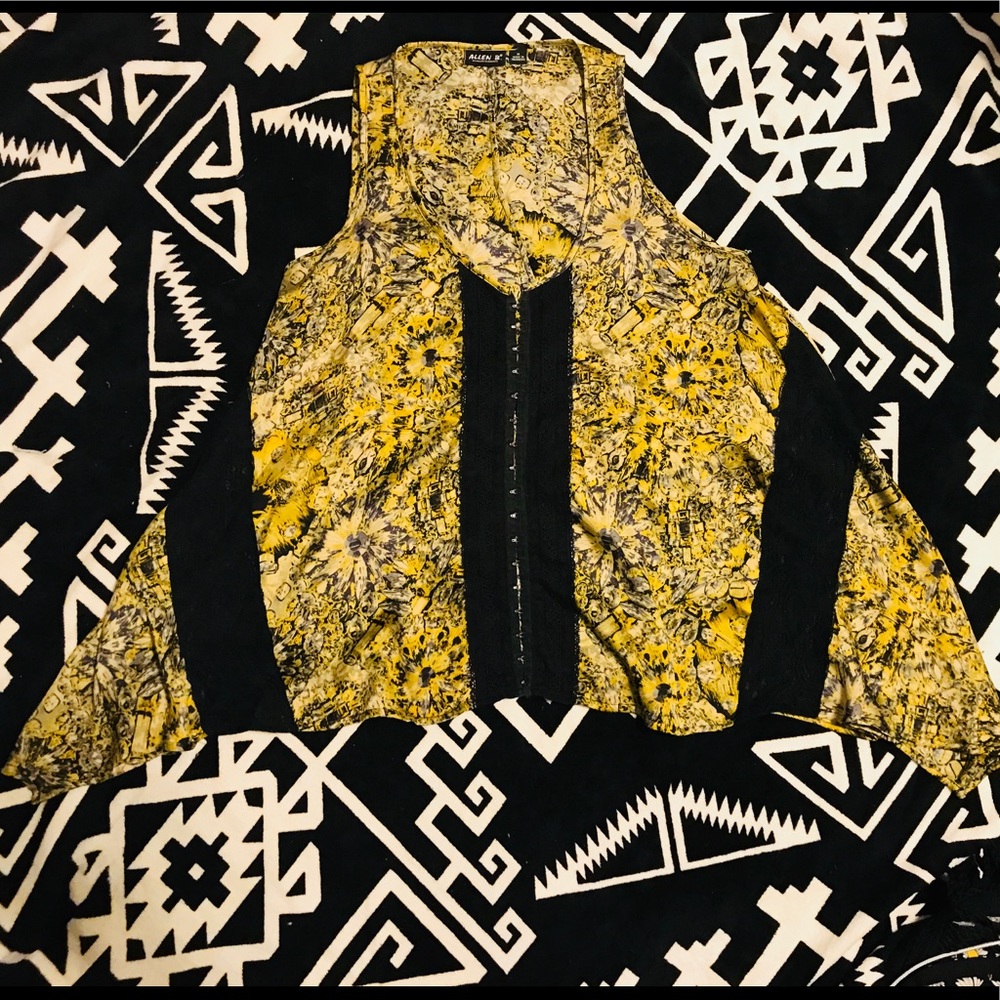 Size m Allen b tank top blouse with lace detail